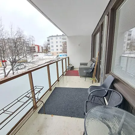 Spacious Northern Lejlighed *